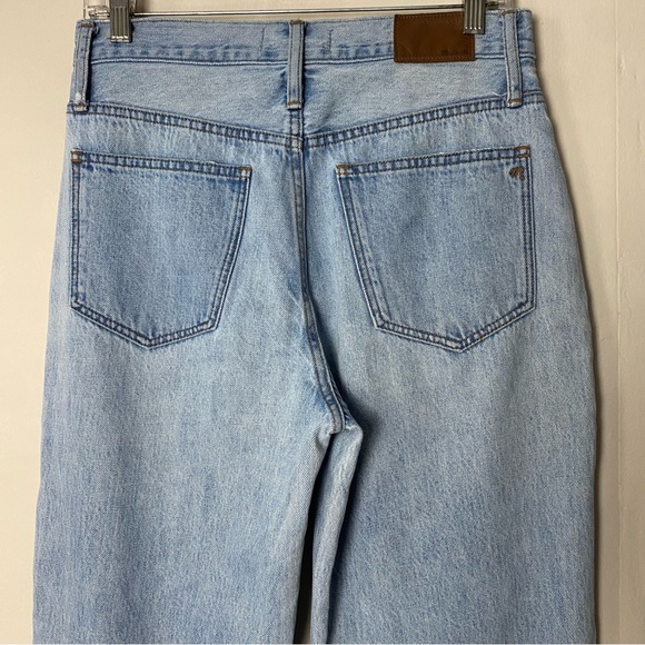 Madewell Relaxed Jeans in Cresthaven Wash Ripped Edition size 25 - Picture 14 of 14